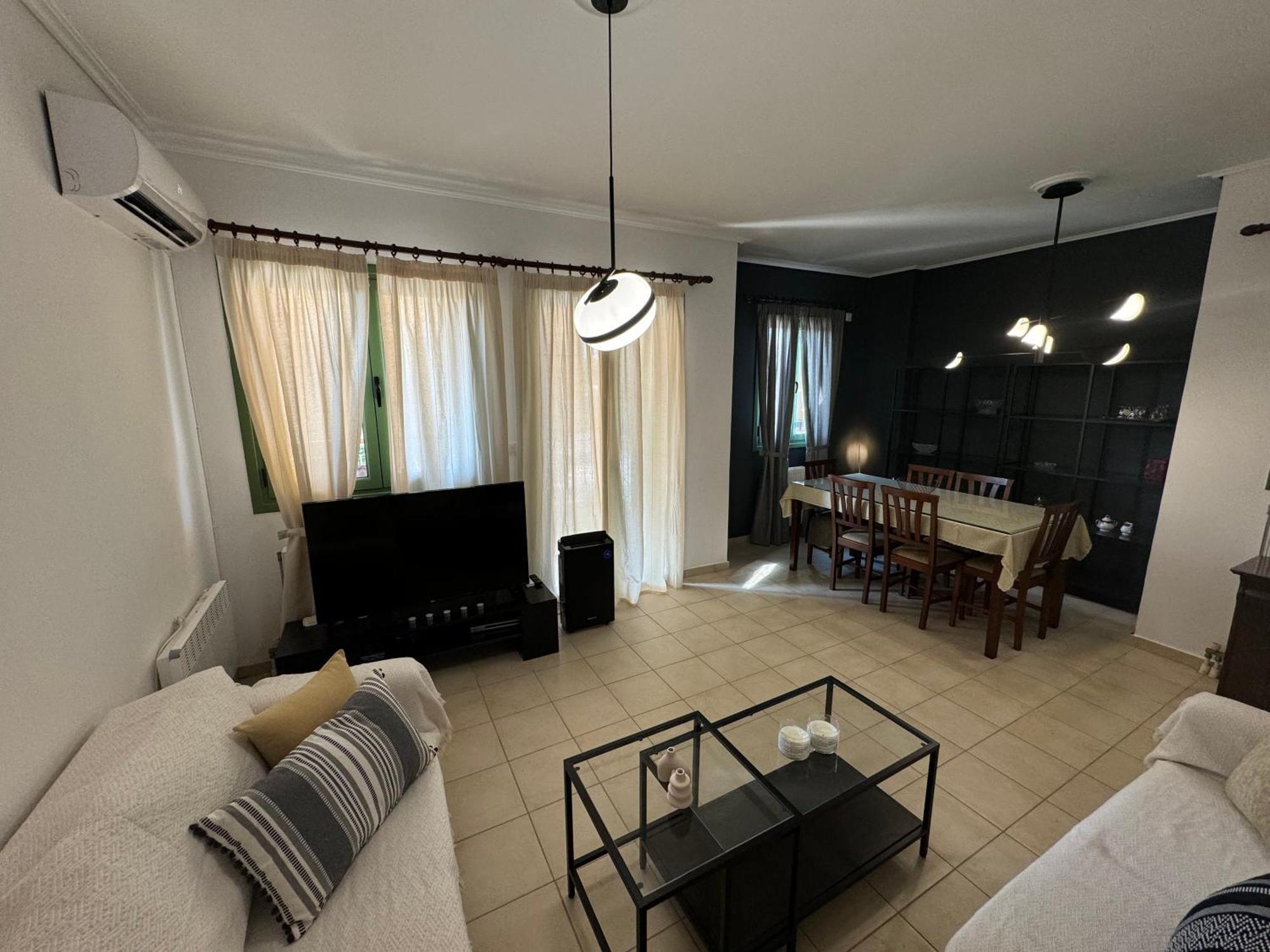 Perivolia Apartment *